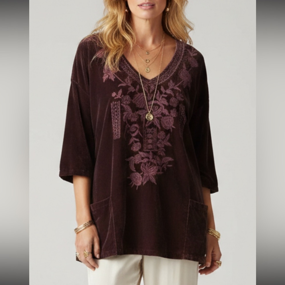 SOFT SURROUNDINGS Merlot Crushed Velvet Tunic Size L Embroidered Patch Pockets